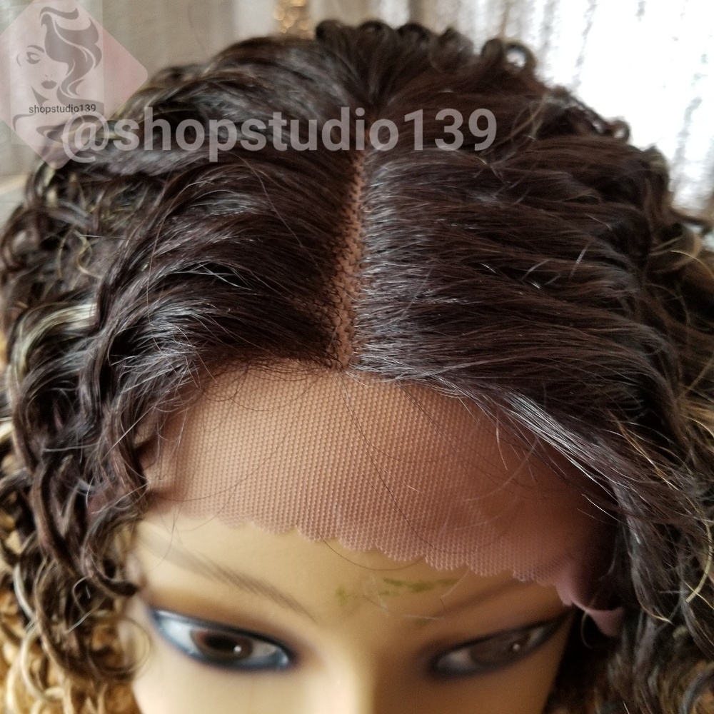 Sexy honey blonde ombre big hair lace front wig - Picture 3 of 5